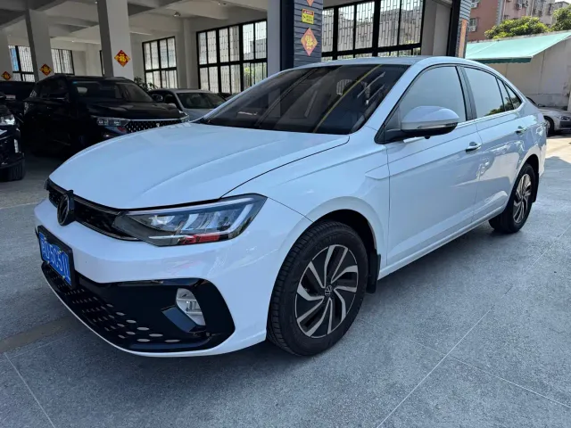 Фотография автомобиля — Volkswagen Lavida