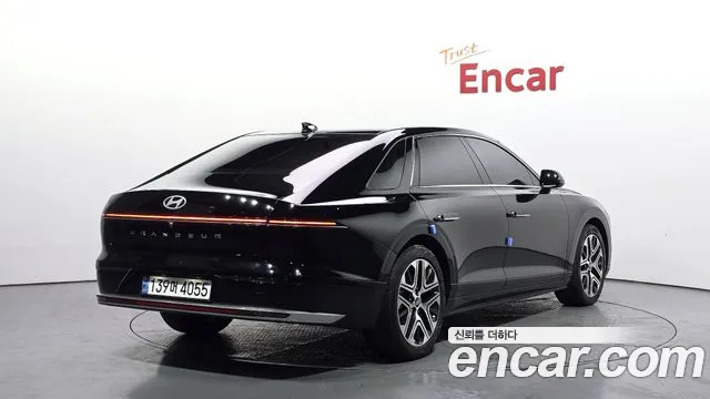 Hyundai Grandeur Grandeur (GN7) 2.5 Бензин 2WD — Фото автомобиля 2