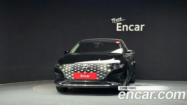 Hyundai Grandeur Grandeur (New) Hybrid — Фото автомобиля 3