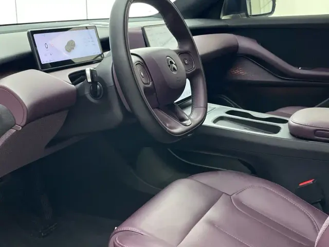 Nio ET5 Touring — Фото автомобиля 9