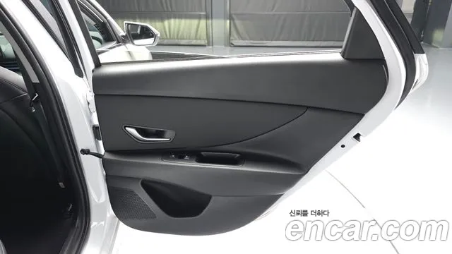 Hyundai AVANTE Новый Avante (CN7) — Фото автомобиля 25