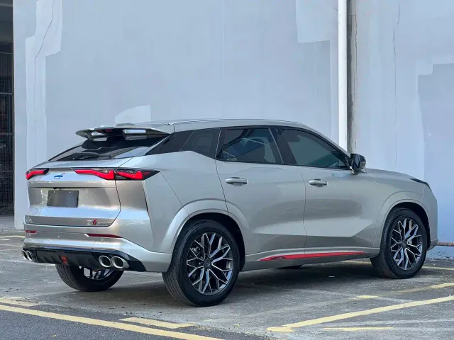 Changan Z6 — Фото автомобиля 6