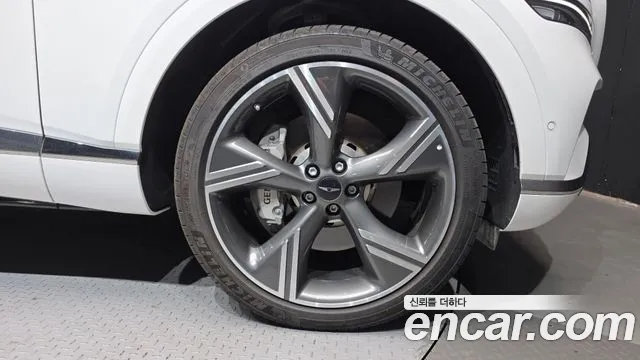 Genesis GV80 — Фото автомобиля 6