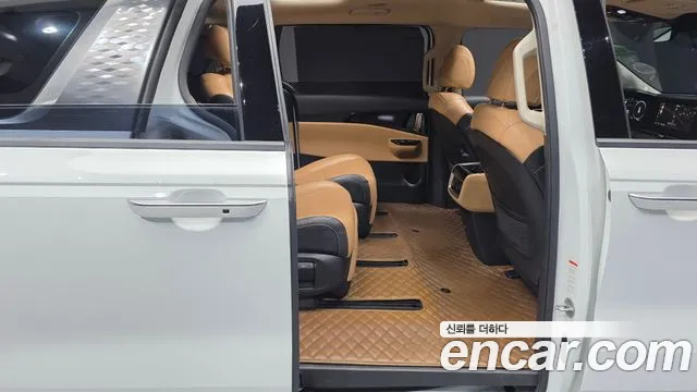 Kia Carnival 4th Gen — Фото автомобиля 12