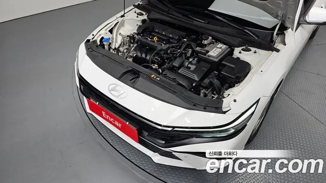Hyundai Avante — Фото автомобиля 6