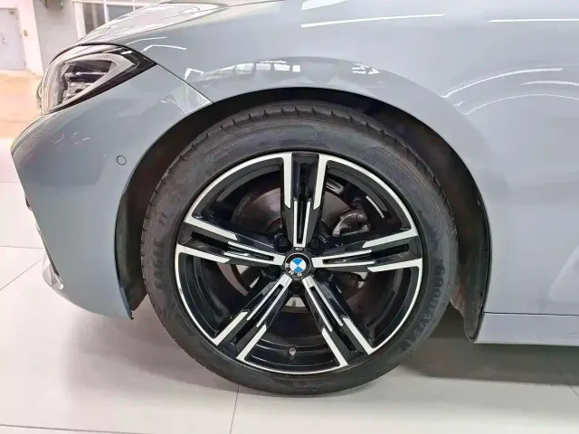 BMW BMW 4 Series 2024 425i M Sport Package — Фото автомобиля 9