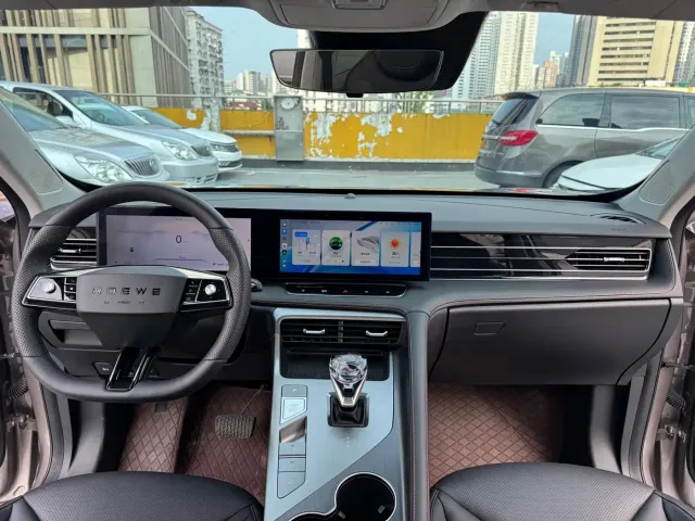 Roewe RX5 — Фото автомобиля 5