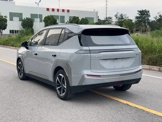 GAC Aion Y — Фото автомобиля 7
