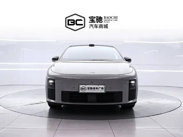 Li Auto i6 — Фото автомобиля 2