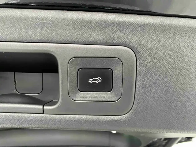 GAC Trumpchi Trumpchi E9 2023 E9 Grandmaster — Фото автомобиля 13