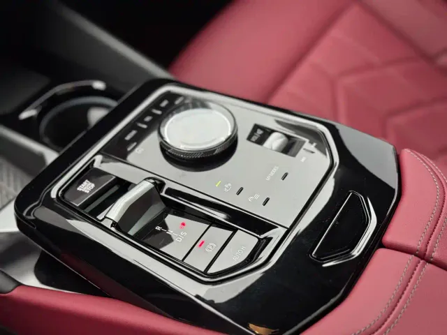 BMW 5 Series — Фото автомобиля 14
