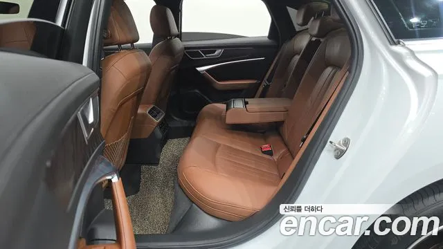 Audi A6 C8 — Фото автомобиля 18