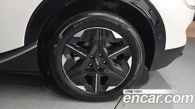 Kia EV6 — Фото автомобиля 20