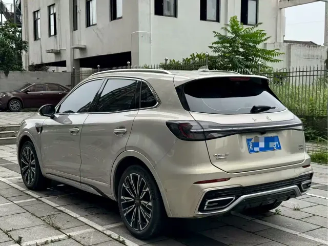 Hongqi HS5 — Фото автомобиля 7