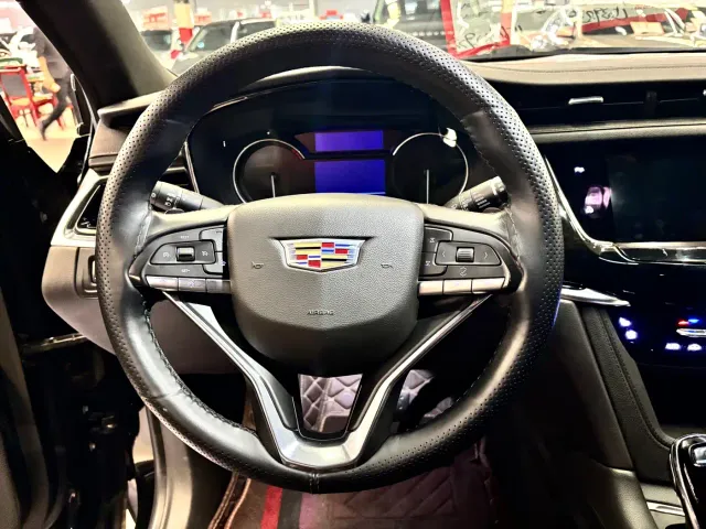 Cadillac XT6 — Фото автомобиля 8