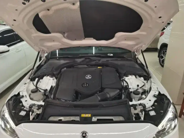 Mercedes-Benz C-Class — Фото автомобиля 19