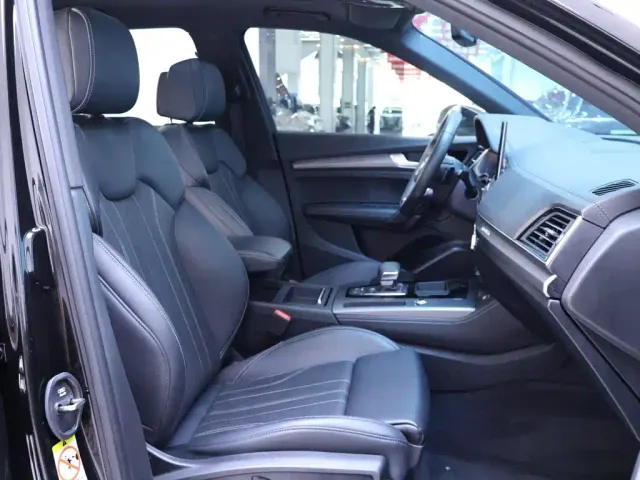 Audi Q5L — Фото автомобиля 21