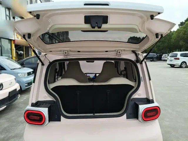 Wuling Hongguang Mini EV — Фото автомобиля 18