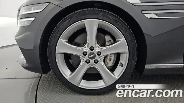 Genesis G80 RG3 — Фото автомобиля 5