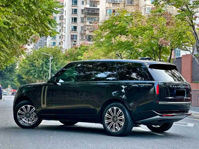 Land Rover Range Rover — Фото автомобиля 10