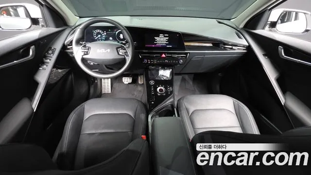 Kia Niro The All New Niro Signature — Фото автомобиля 7