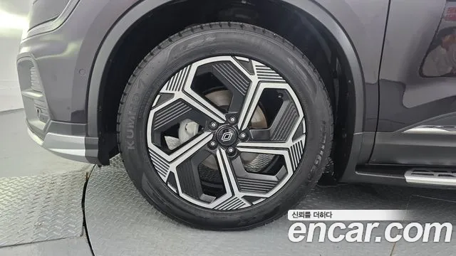 Renault-KoreaSamsung QM6 Новый QM6 2.0 GDe Première 2WD — Фото автомобиля 4