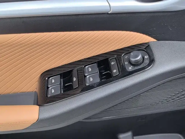 Geely Emgrand — Фото автомобиля 9