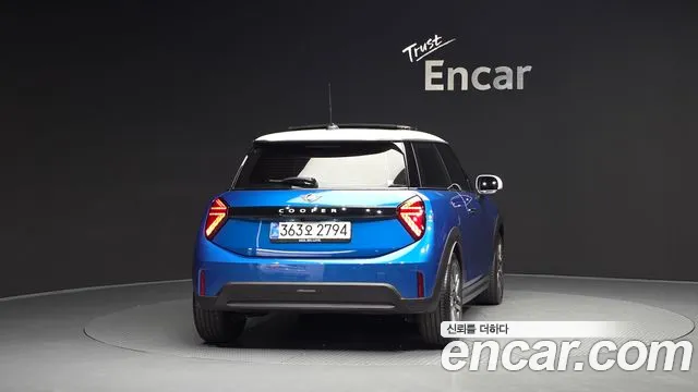 Mini Cooper — Фото автомобиля 4