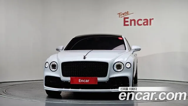 Bentley Flying Spur Generation 3 — Фото автомобиля 3