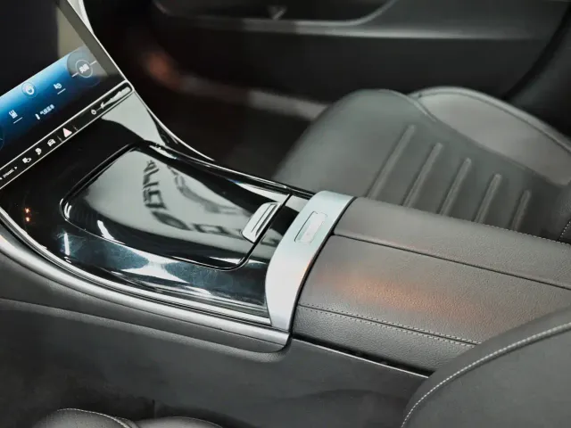 Mercedes-Benz C-Class — Фото автомобиля 15