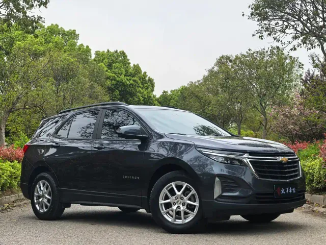 Chevrolet Equinox — Фото автомобиля 3