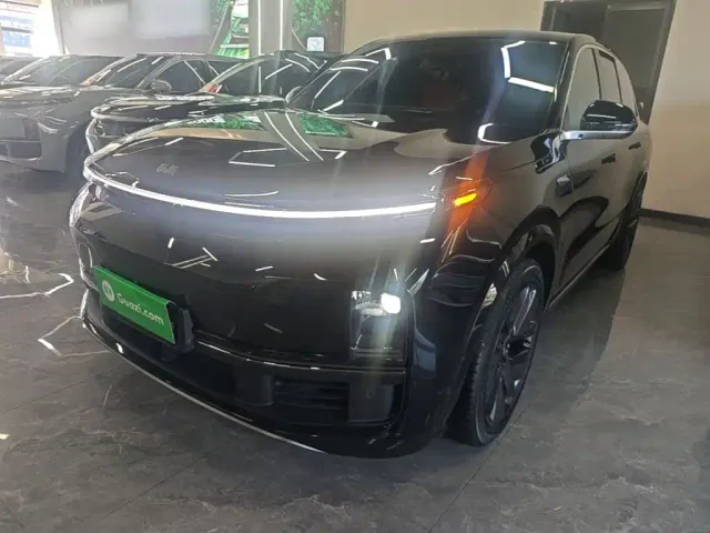 Фотография автомобиля — Li Auto L8
