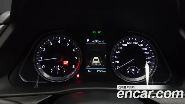 Hyundai Sonata — Фото автомобиля 11