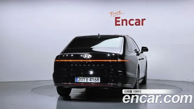 Hyundai Grandeur GN7 — Фото автомобиля 4