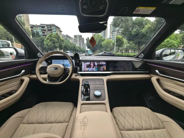 Geely Xingyue L — Фото автомобиля 7