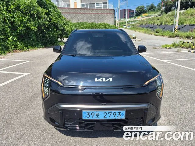 Kia EV3 — Фото автомобиля 3