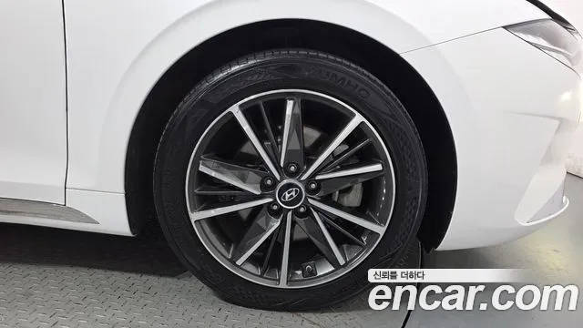 Hyundai Grandeur New — Фото автомобиля 6