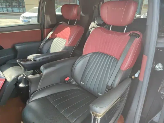 GAC Trumpchi M8 — Фото автомобиля 14