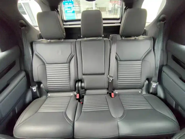 Land Rover Discovery — Фото автомобиля 13