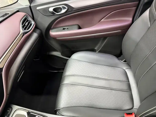 GAC Trumpchi M6 — Фото автомобиля 16