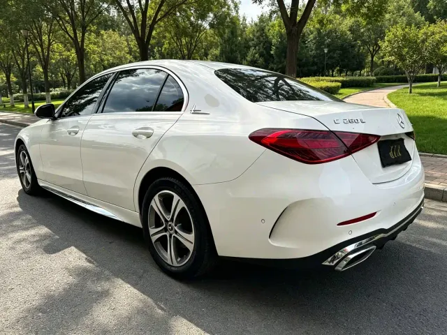 Mercedes-Benz C-Class — Фото автомобиля 6