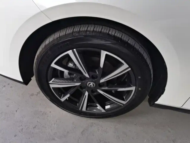 Changan Eado — Фото автомобиля 22