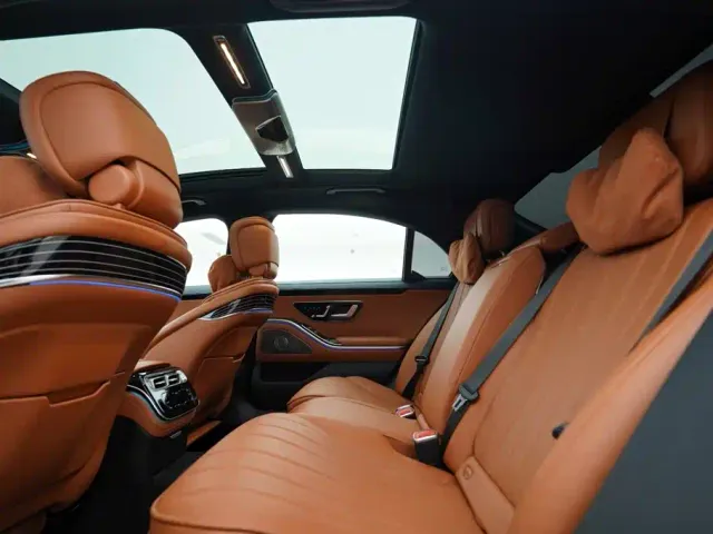 Mercedes-Benz S-Class — Фото автомобиля 19