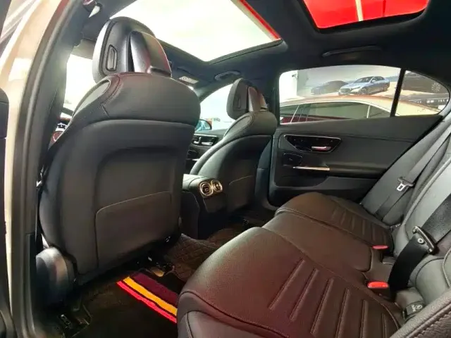Mercedes-Benz C-Class — Фото автомобиля 9