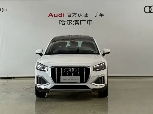 Audi Q2L — Фото автомобиля 3