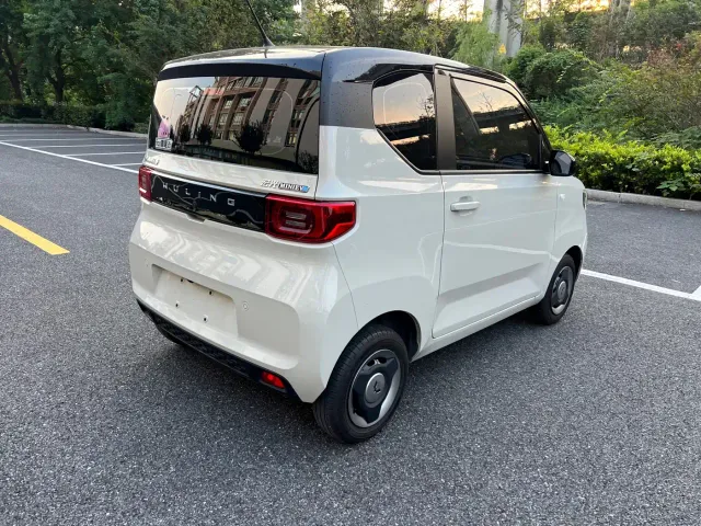Wuling Hongguang Mini EV — Фото автомобиля 5