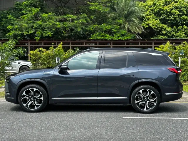 Nio ES8 — Фото автомобиля 4