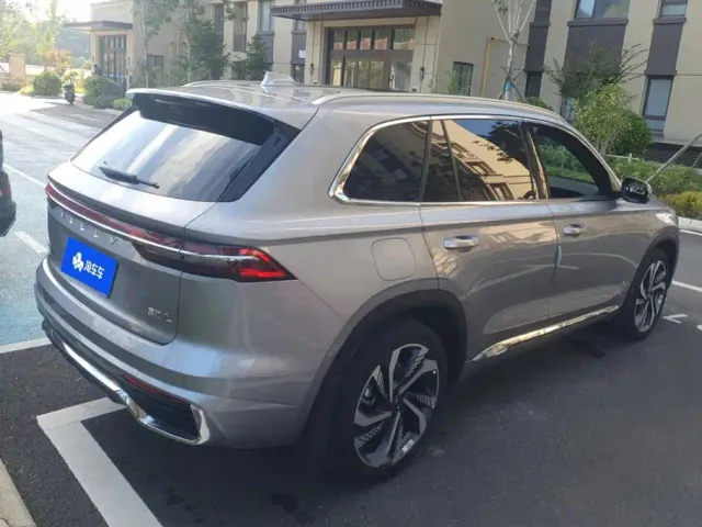 Geely Xingyue L — Фото автомобиля 3