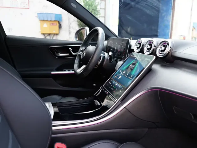 Mercedes-Benz C-Class — Фото автомобиля 12