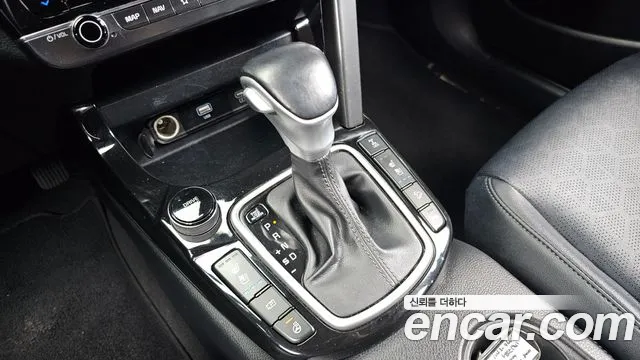 Kia Seltos New — Фото автомобиля 9